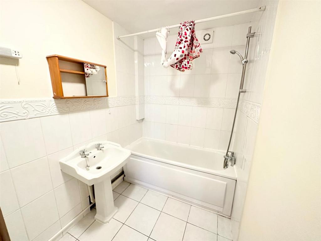 Gf bath.jpg