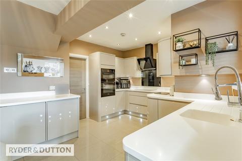65 Guildford Grove, Middleton, Manchester, M24 2WX