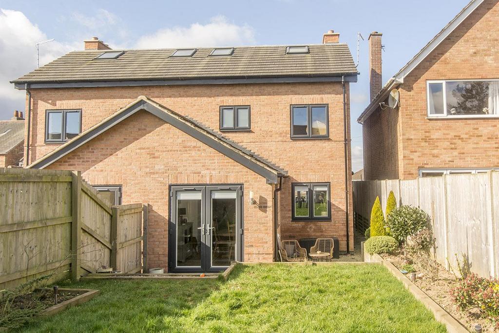 Rear Elevation Photo
