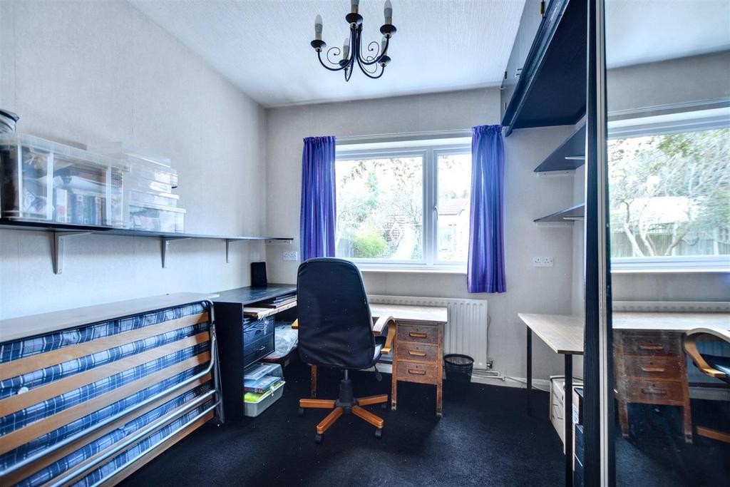 Bedroom Office 1.jpeg