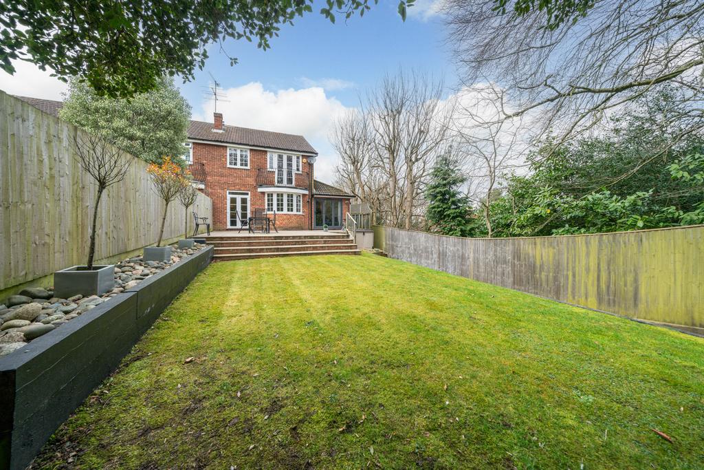 5-Alderley-Court-9