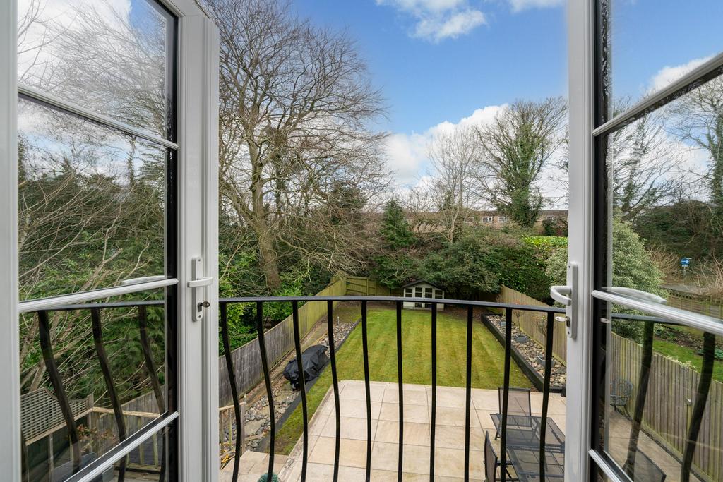 5-Alderley-Court-2