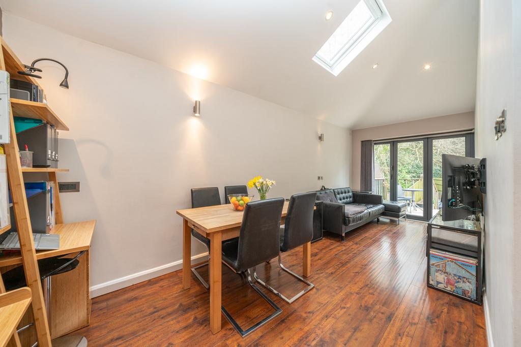 5-Alderley-Court-0271