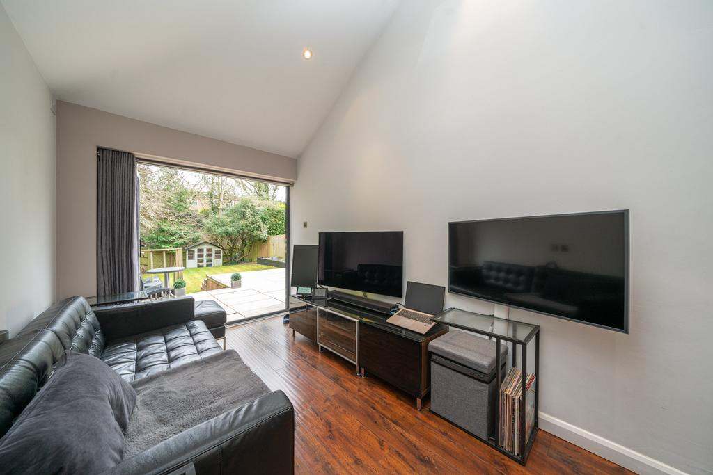 5-Alderley-Court-0283