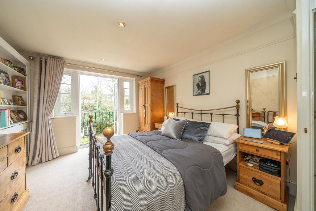 5-Alderley-Court-0205
