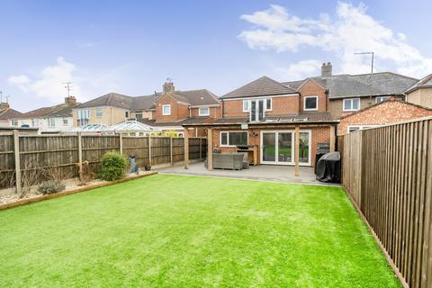 20 Colebrook Road, Swindon, SN3 4EA