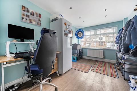 20 Colebrook Road, Swindon, SN3 4EA