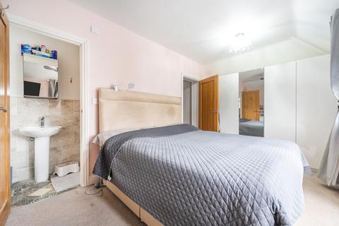 20 Colebrook Road, Swindon, SN3 4EA