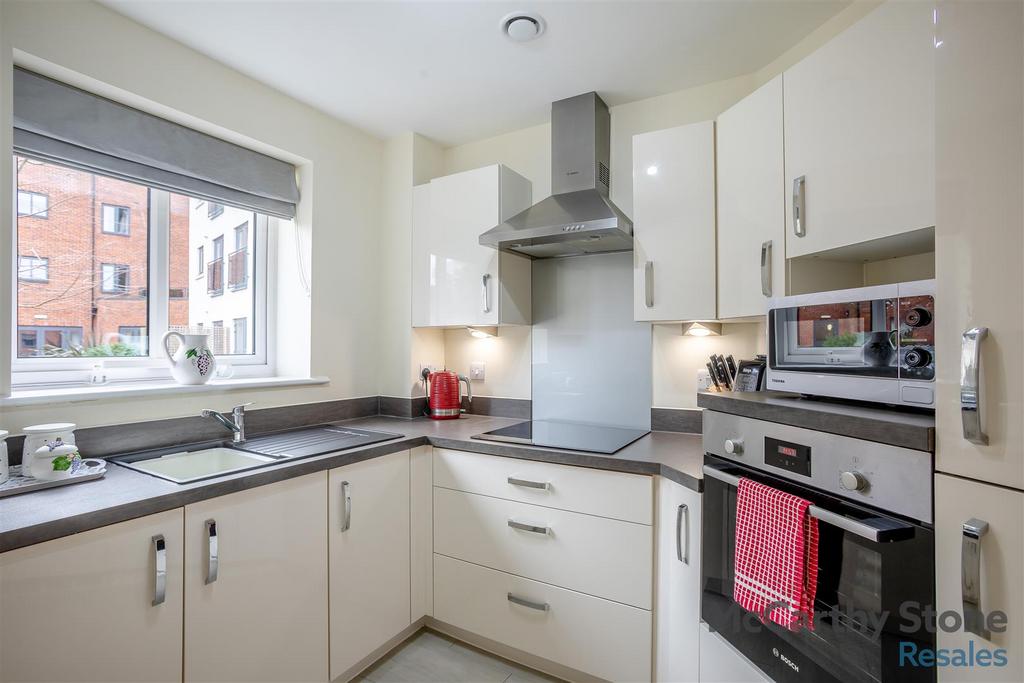 8637970-interior17.jpg