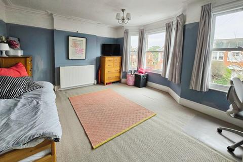36 Taylor Road, Wallington, SM6 0AX