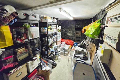 36 Taylor Road, Wallington, SM6 0AX