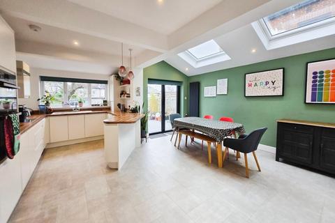 36 Taylor Road, Wallington, SM6 0AX