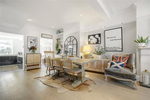 3 bedroom terraced house to rent, Burntwood Lane, London, SW17