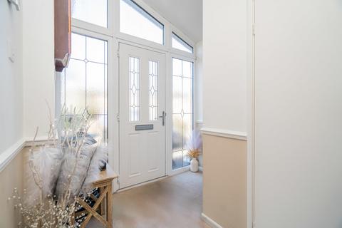 4 bedroom detached bungalow for sale, Alwins Field, Leighton Buzzard, Bedfordshire