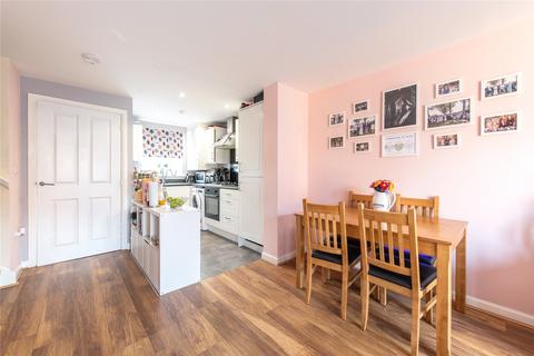18 Hither Fields, Gravesend, DA11 7DJ
