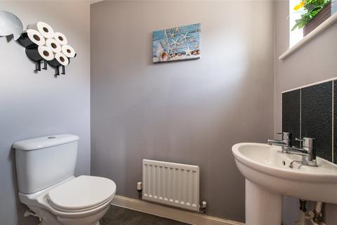 18 Hither Fields, Gravesend, DA11 7DJ