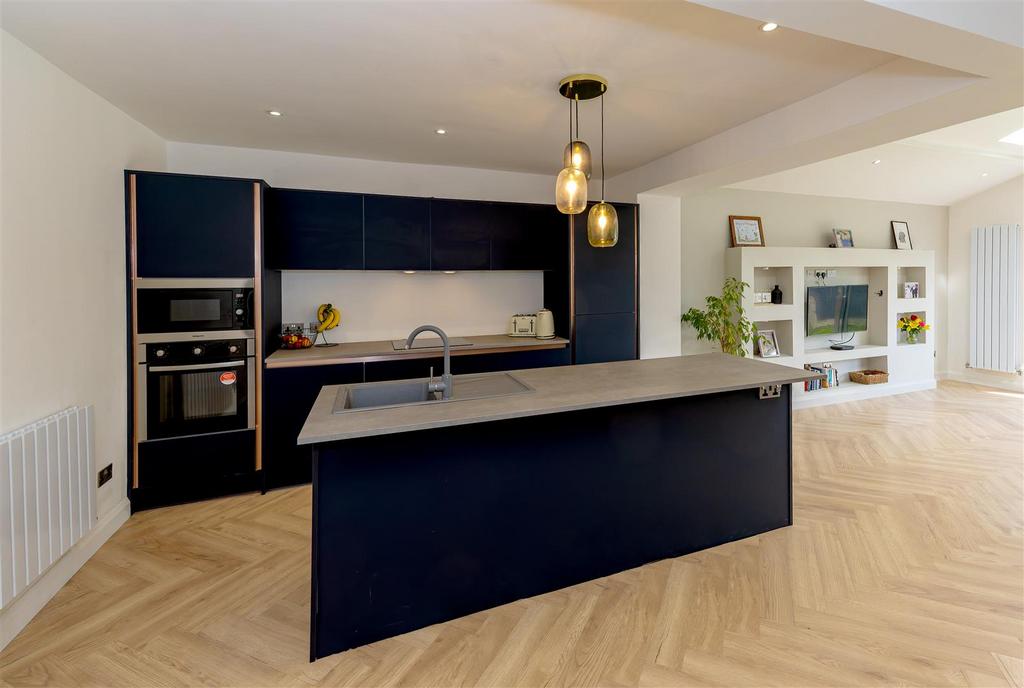 Kitchen area SAPL3769-20250504-Dx O Deep PRIME XD2s.