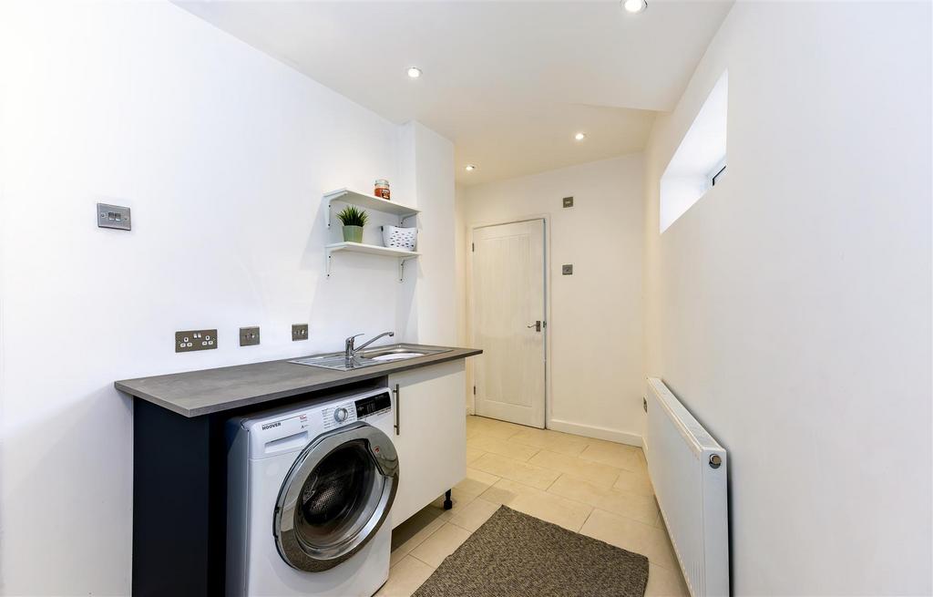 Utility room SAPL3823-20250504-Dx O Deep PRIME XD2s.