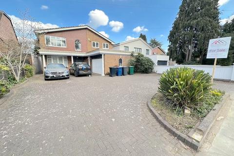 undefined, Oakleigh Park South, London