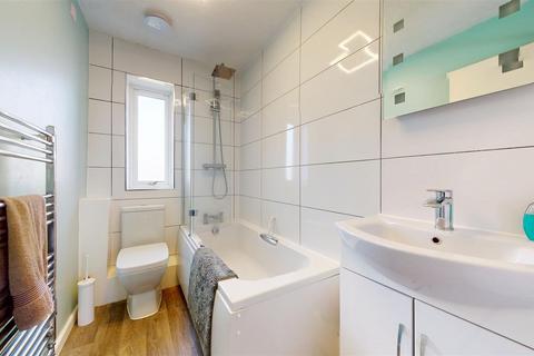 8 Bantock Close, Browns Wood, Milton Keynes, MK7 8DS