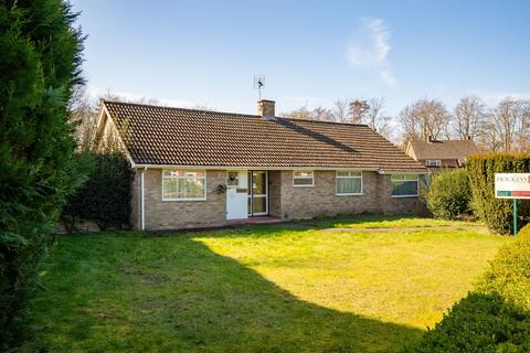 2 Finchs Close, Stapleford, Cambridge, CB22 5BL