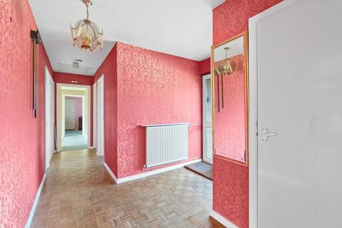 2 Finchs Close, Stapleford, Cambridge, CB22 5BL