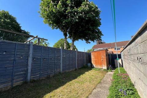 2 bedroom terraced house for sale, Allerton Gardens, Whitchurch