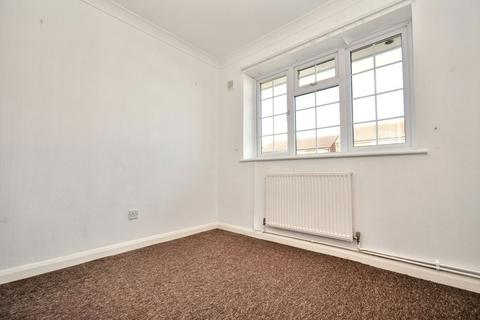33 Hampton Close, Herne Bay, CT6 8BZ