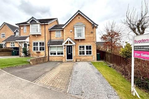 2 Thrice Fold, Thackley, Bradford, BD10 8WW