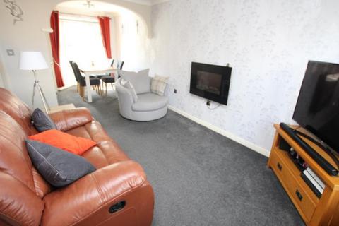 2 Thrice Fold, Thackley, Bradford, BD10 8WW