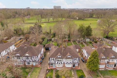 36 Aboyne Drive, London, SW20 0AL