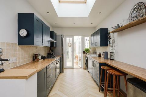 36 Aboyne Drive, London, SW20 0AL