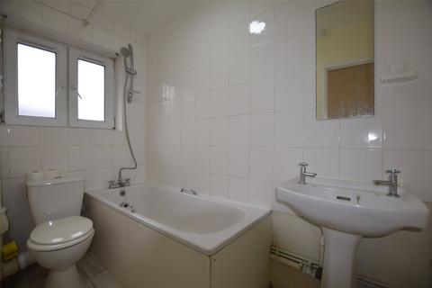 1 bedroom apartment to rent, Westbury Road, Barking IG11