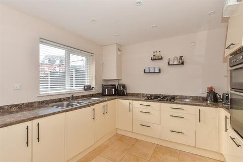 3 bedroom semi-detached house for sale, Hawkins Close, Wickford SS11