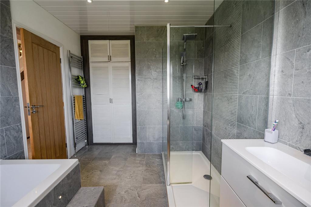 Bathroom (2)