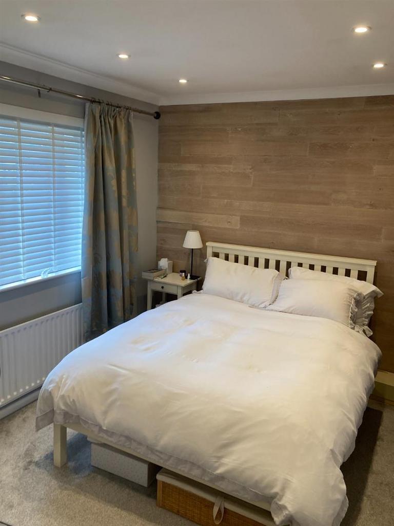 Bedroom.jpg