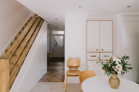 6 Shellness Road, London, E5 8JU