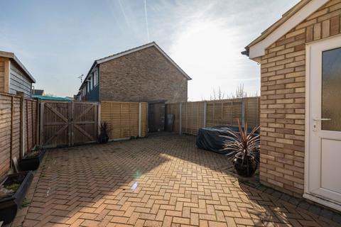 3 bedroom end of terrace house for sale, Speldhurst Close, Ashford, TN23