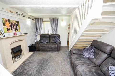 2 bedroom terraced house for sale, Kinross Drive, Stanley