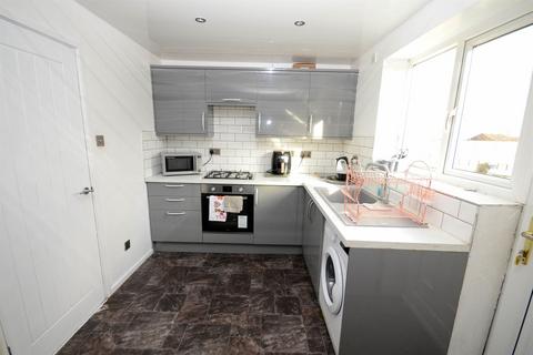 2 bedroom terraced house for sale, Kinross Drive, Stanley