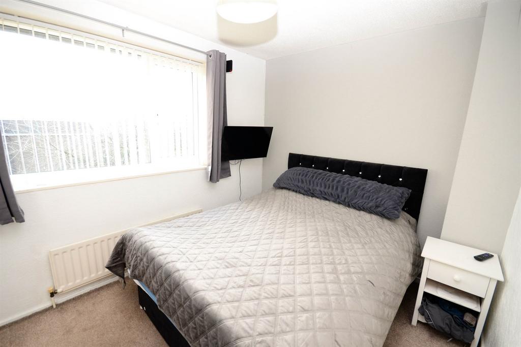 Rear Bedroom