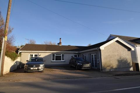 4 bedroom detached bungalow for sale, Broadway, Laugharne, Carmarthen