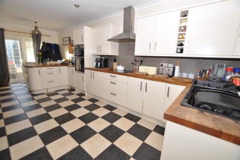4 bedroom detached bungalow for sale, Broadway, Laugharne, Carmarthen