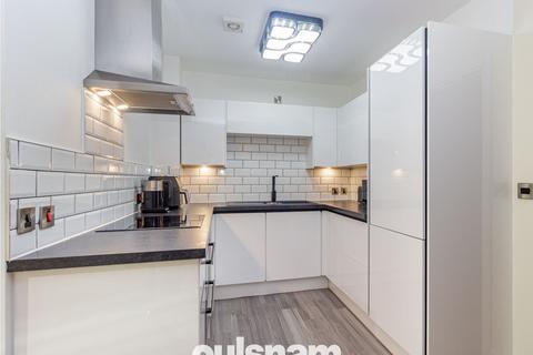 2 bedroom apartment for sale, Middlepark Drive, Northfield, Birmingham, West Midlands, B31
