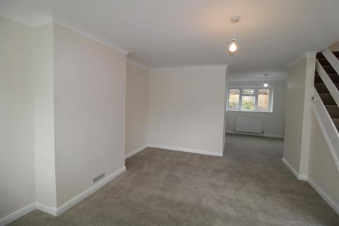 3 bedroom semi-detached house to rent, Riverdale, Farnham GU10