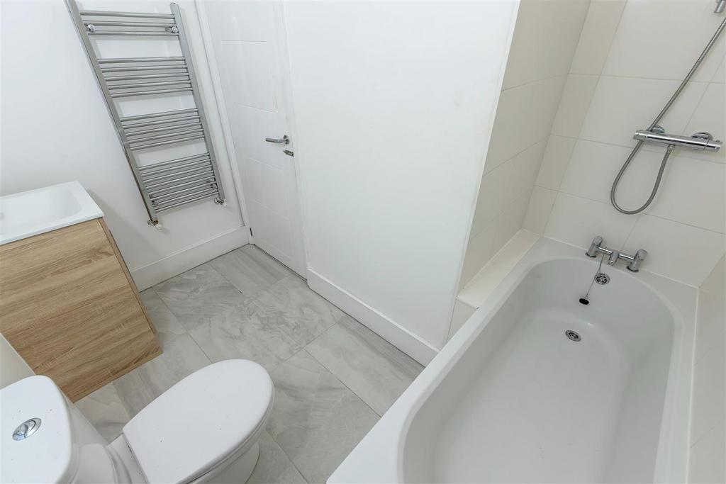 Eastcourt Rd 13.jpg