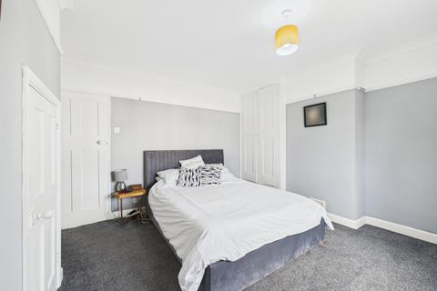 144 Hazeldene Road, Northampton, NN2 7NB