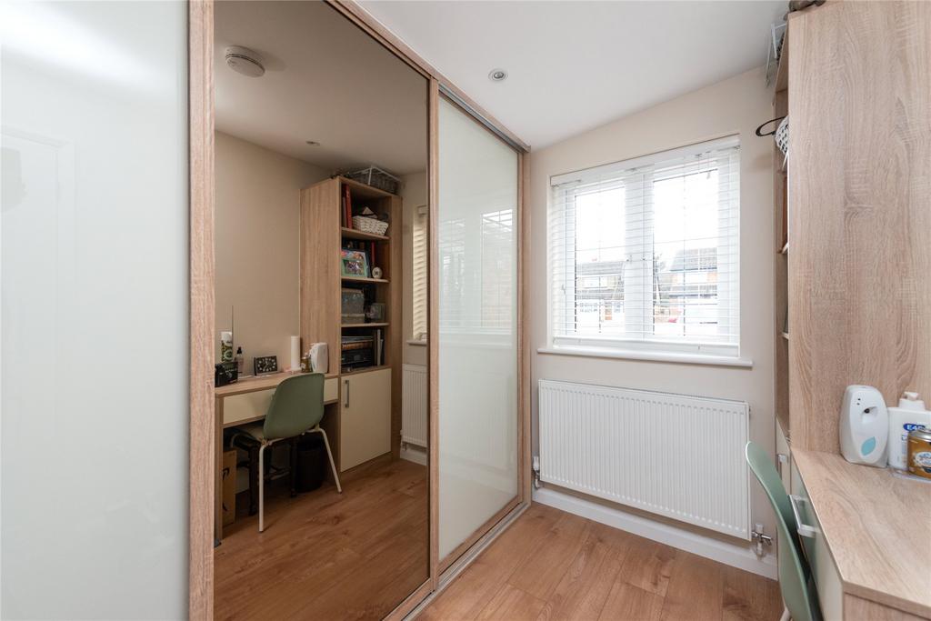 Dressing Area/Study