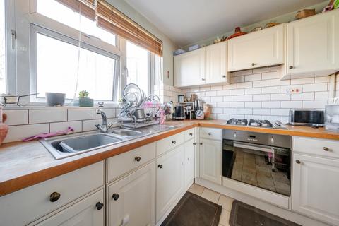94 Eden Close, Slough, SL3 8TZ