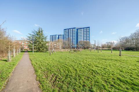 94 Eden Close, Slough, SL3 8TZ